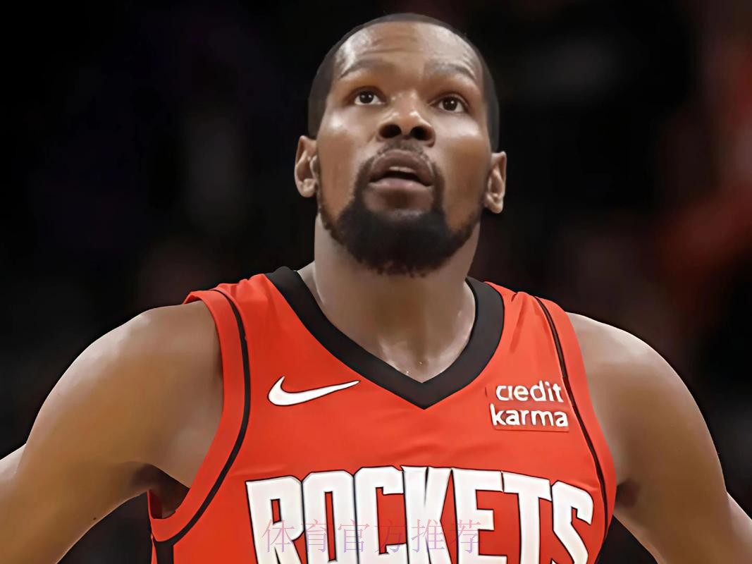 杜兰特过去3场三分24中10命中率42%，其余队友86中15仅17.4%