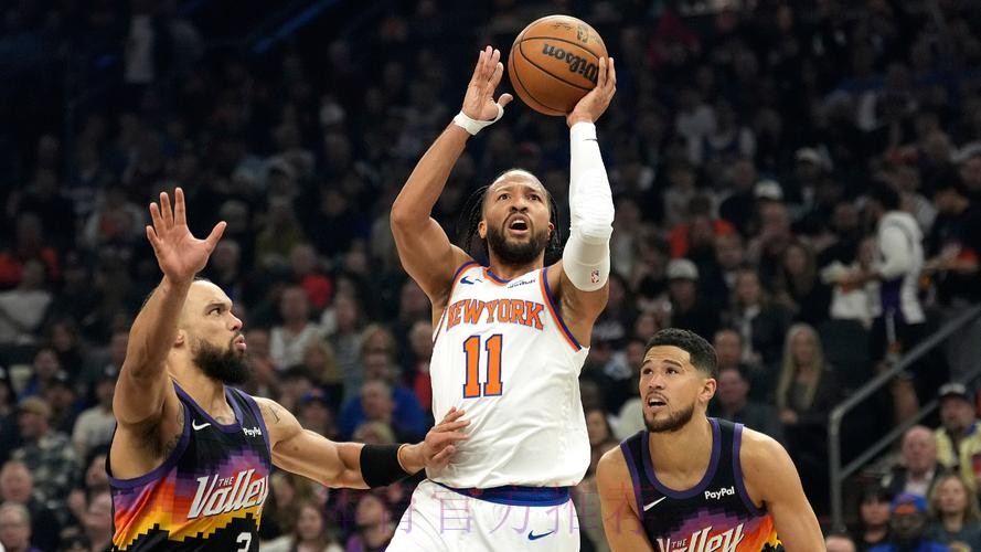 约翰逊29+9 丹尼尔斯三双率老鹰客场大胜掘金